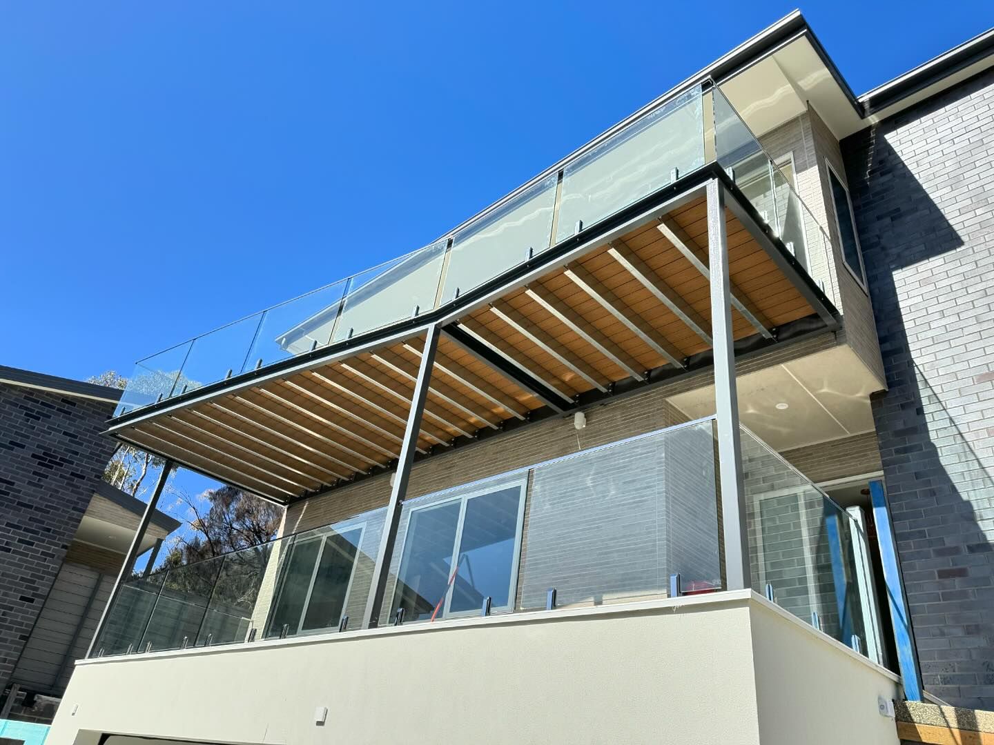 Glass pool fence install near Burnie
